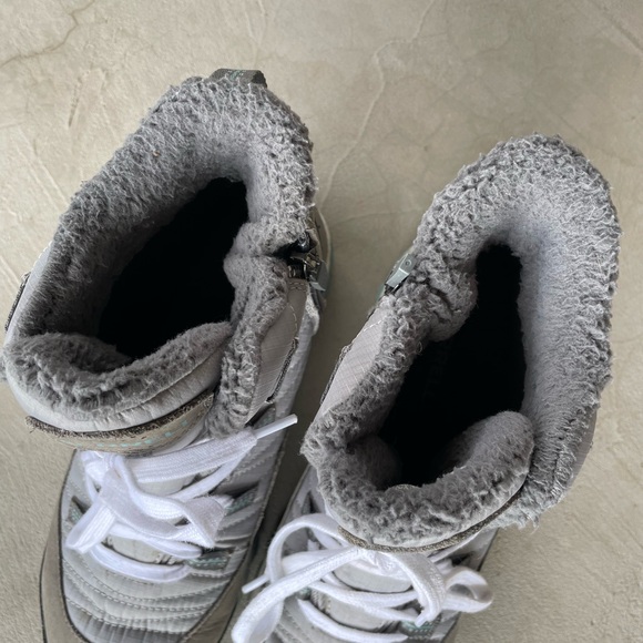 Merrell | 'Antora' Snow Boot - Picture 5 of 8